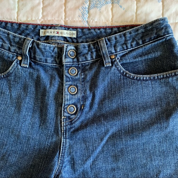 Tommy Hilfiger denim shorts - Picture 4 of 6